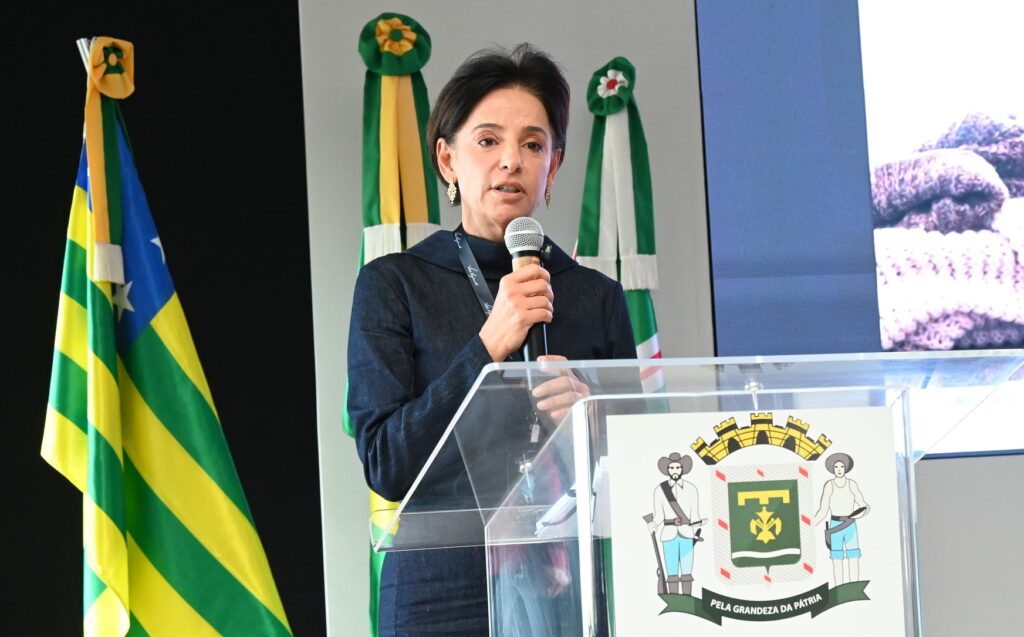 Ana Paula Rezende não descarta candidatura em 2026: ‘Estarei presente’ ana-paula-rezende-nao-descarta-candidatura-em-2026:-‘estarei-presente’