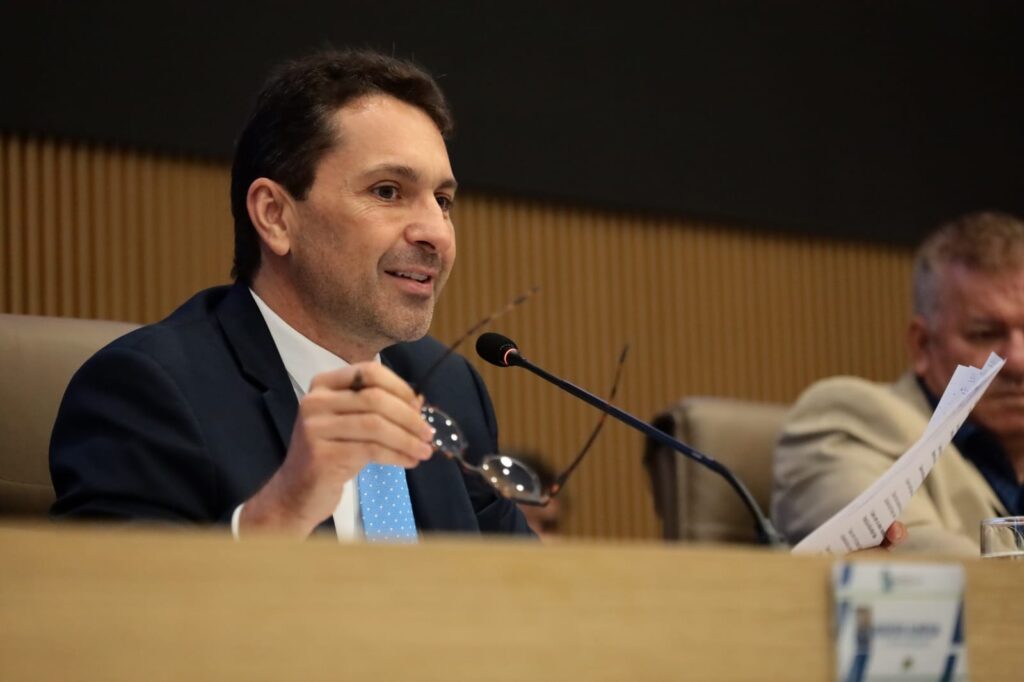 Leandro Vilela aponta equilíbrio nas contas da prefeitura de Aparecida leandro-vilela-aponta-equilibrio-nas-contas-da-prefeitura-de-aparecida