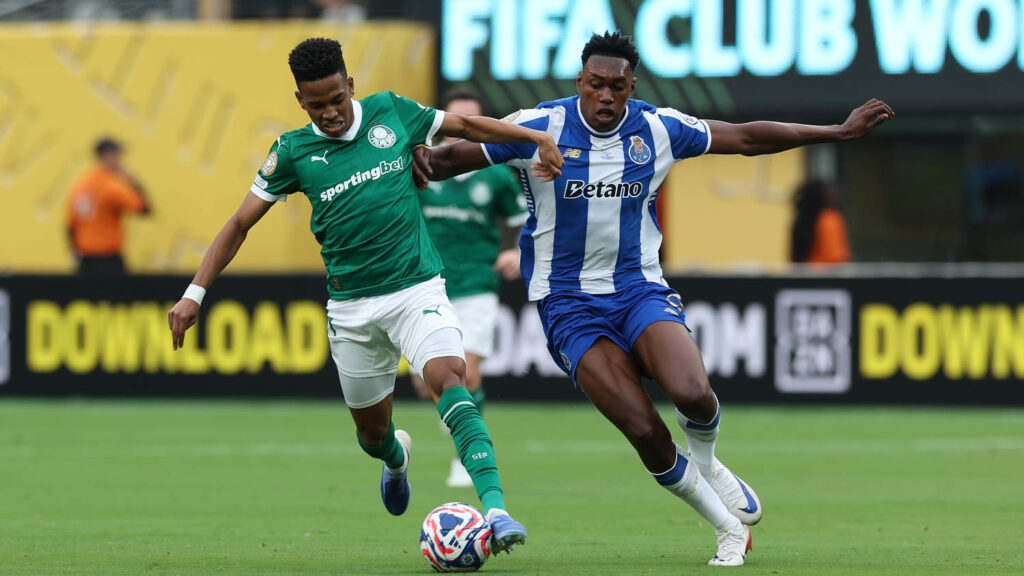 Palmeiras empata com o Porto em estreia vibrante no Mundial de Clubes palmeiras-empata-com-o-porto-em-estreia-vibrante-no-mundial-de-clubes