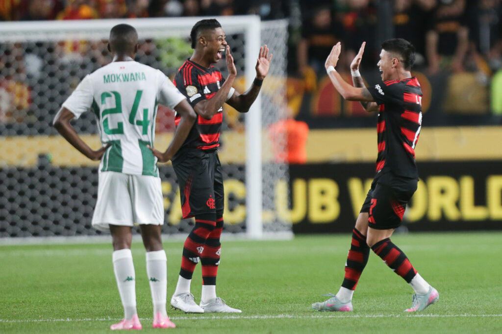 Flamengo inicia Mundial de Clubes com vitória sobre o Espérance e Lidera Grupo D flamengo-inicia-mundial-de-clubes-com-vitoria-sobre-o-esperance-e-lidera-grupo-d