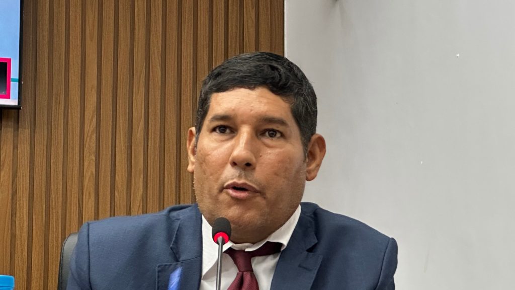 Câmara Municipal aprova solicitação de redutor de velocidade em frente ao CEI Abelhinha, no Setor Aeroporto