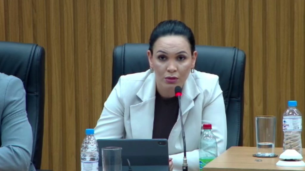 Vereadora Dayany Martins solicita pavimentação e recapeamento da Rua L-5 no Setor Santa Luzia: compromisso com a mobilidade e dignidade urbana