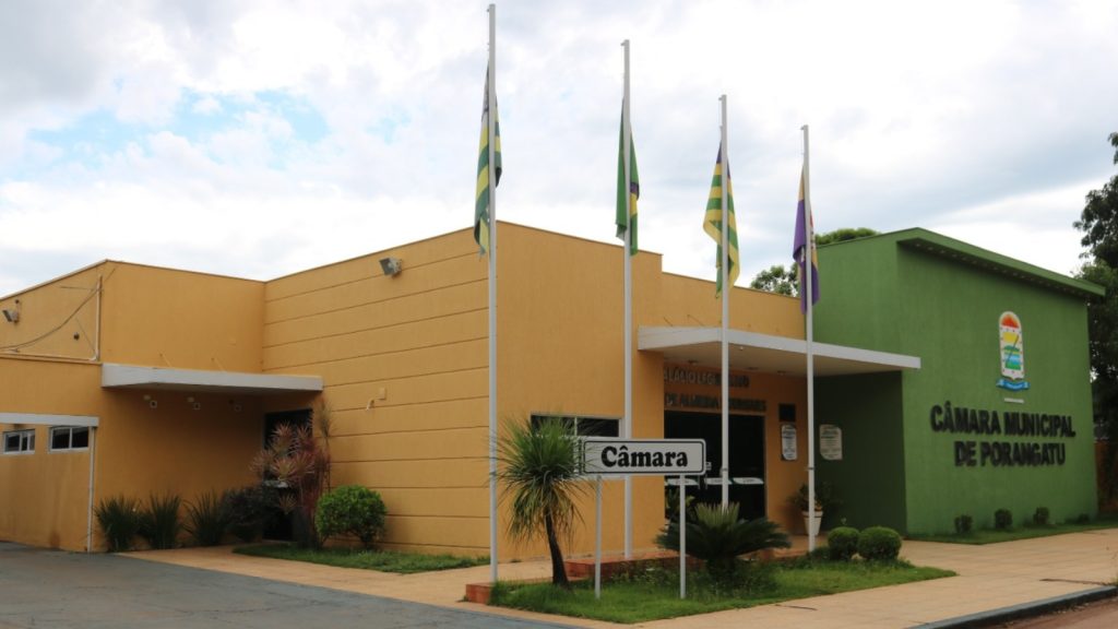 Câmara Municipal de Porangatu realiza 23ª Sessão com foco em homenagens, melhorias urbanas e inclusão