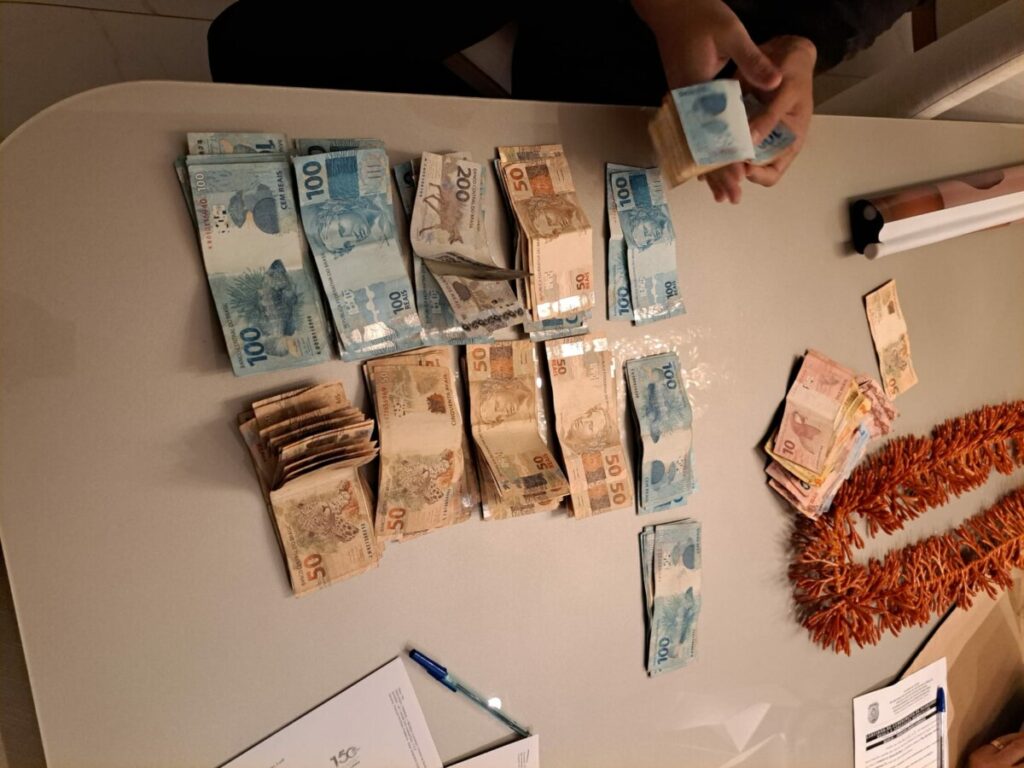 PCGO cumpre 50 mandados e bloqueia R$ 127 milhões de suspeitos de fraude pcgo-cumpre-50-mandados-e-bloqueia-r$-127-milhoes-de-suspeitos-de-fraude