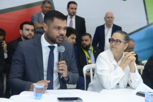 camara-de-goiania-aprova-reajuste-salarial-e-bonus-para-servidores-da-educacao