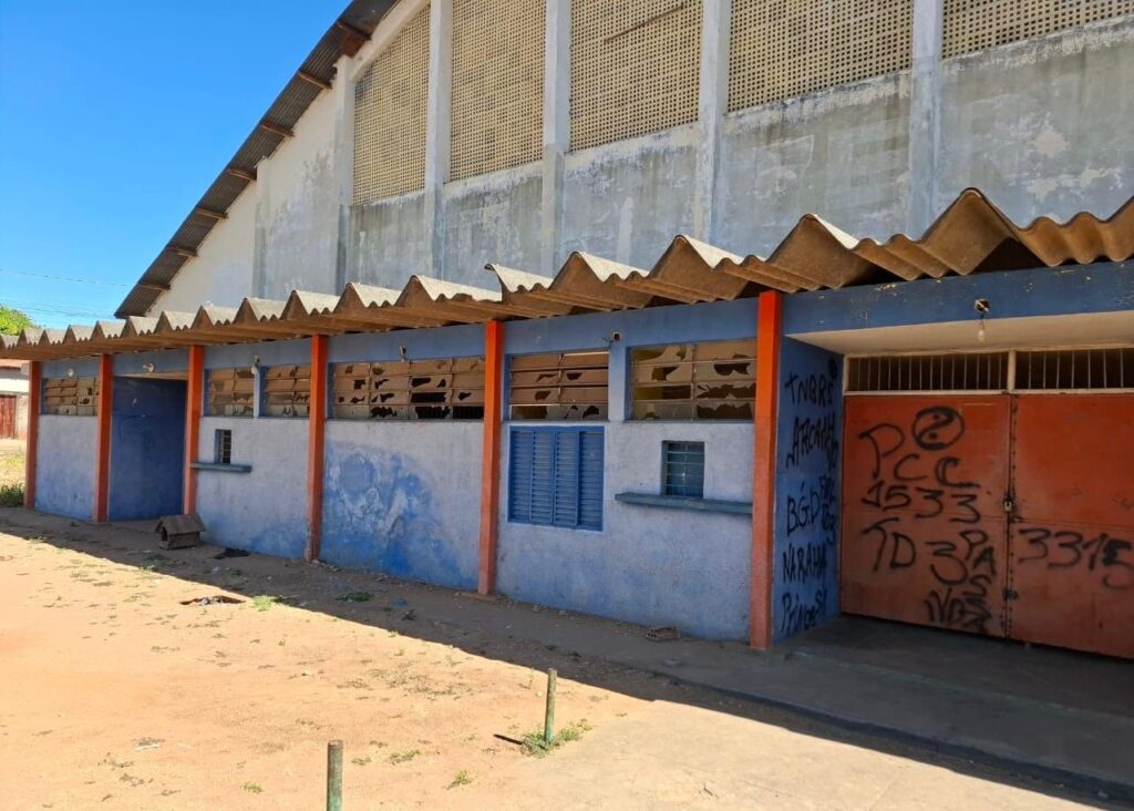 apos-40-anos-ginasio-tancredo-neves-sera-revitalizado-em-uruacu