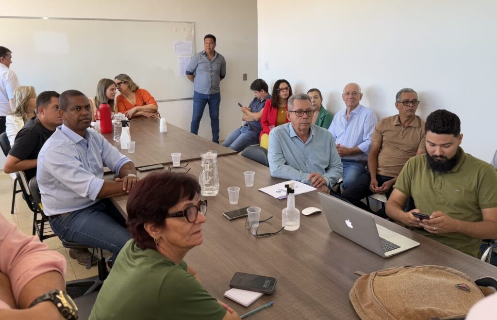 prefeitura-de-uruacu-prepara-ouvidoria-digital,-com-atendimento-pelo-whatsapp