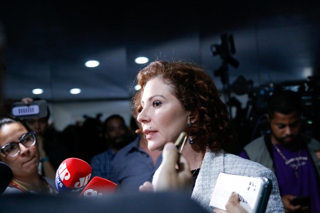 PF confirma prisão da deputada Carla Zambelli na Itália pf-confirma-prisao-da-deputada-carla-zambelli-na-italia
