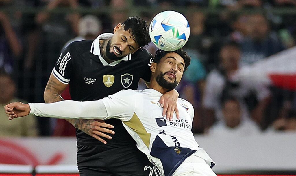 botafogo-perde-para-ldu-e-e-eliminado-da-libertadores