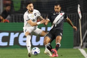  vasco-e-botafogo-deixam-decisao-para-jogo-de-volta-na-copa-do-brasil