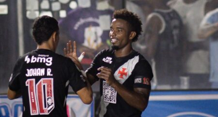 Vasco empata com o Paysandu e garante vaga nas oitavas da Copa do Brasil vasco-empata-com-o-paysandu-e-garante-vaga-nas-oitavas-da-copa-do-brasil