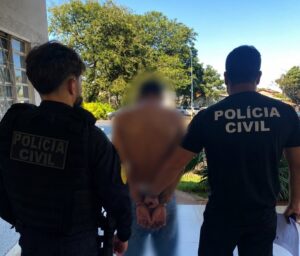 Golpista é preso em Trindade após usar Pix falso de R$ 3 mil golpista-e-preso-em-trindade-apos-usar-pix-falso-de-r$-3-mil