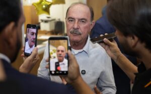 Zacharias Calil vê disputa com Mendanha como natural e foca em propostas zacharias-calil-ve-disputa-com-mendanha-como-natural-e-foca-em-propostas