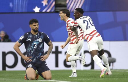 EUA estreiam com goleada sobre o Paraguai e assumem liderança do Grupo D eua-estreiam-com-goleada-sobre-o-paraguai-e-assumem-lideranca-do-grupo-d
