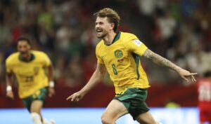 australia-bate-a-turquia-na-estreia-e-larga-bem-no-grupo-d-da-copa-do-mundo