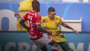cuiaba-vence-o-vila-nova-e-encosta-no-pelotao-de-cima-da-serie-b
